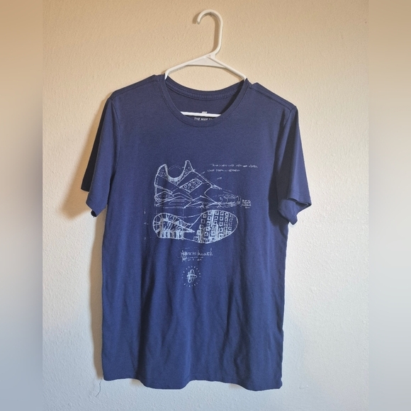 Nike Other - Vintage Nike Dark Blue Sneaker Graphic Tee